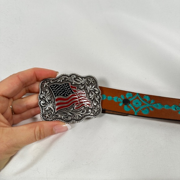 Justin western leather belt turquoise embossed floral with flag buckle size 24 - Picture 8 of 11